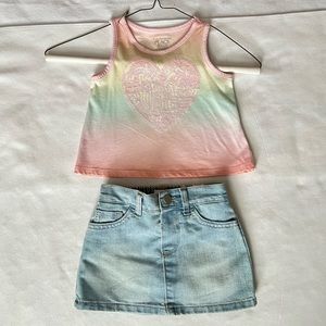Tank top w sequin heart + denim skirt